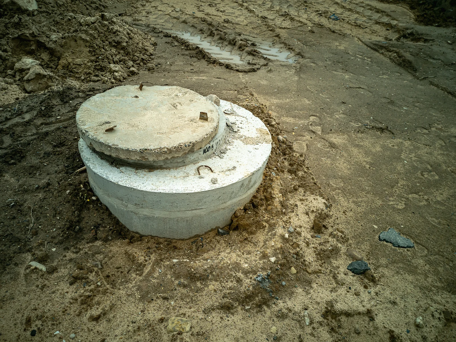 Studnia głębinowa Wiercenie studni